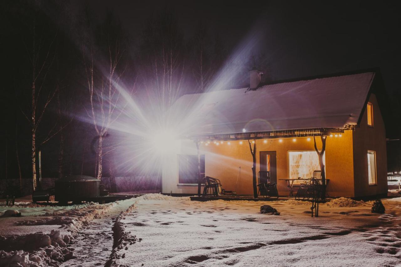 Burzini Villa Kuldīga Exteriör bild