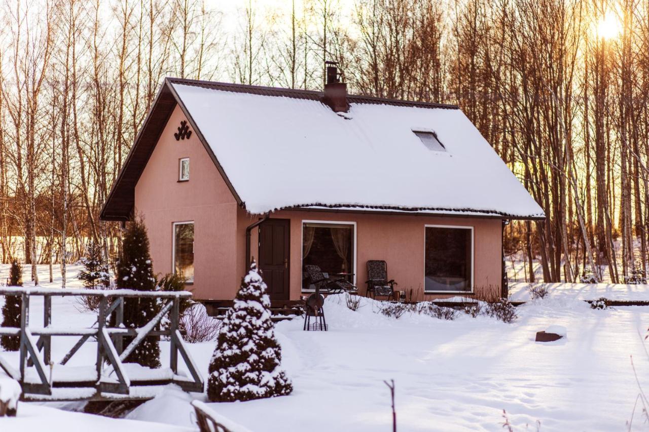 Burzini Villa Kuldīga Exteriör bild