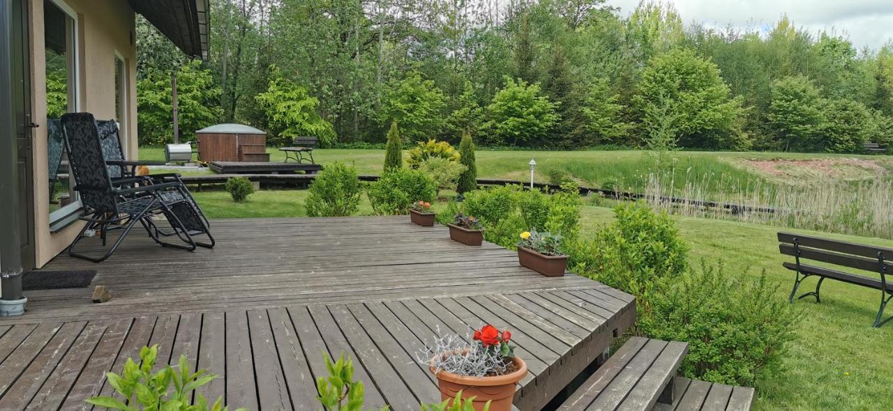 Burzini Villa Kuldīga Exteriör bild