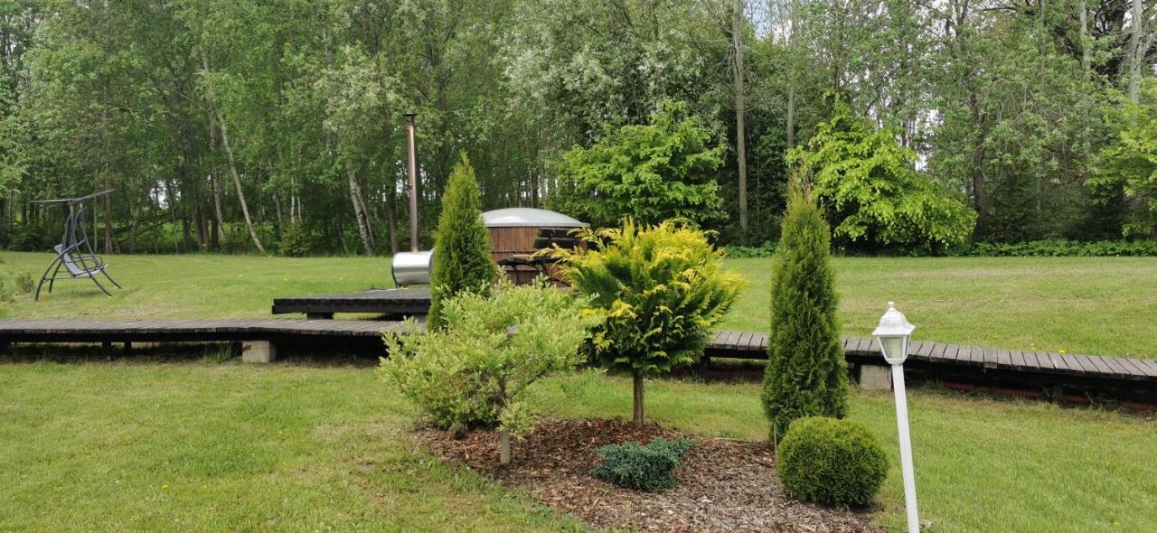 Burzini Villa Kuldīga Exteriör bild