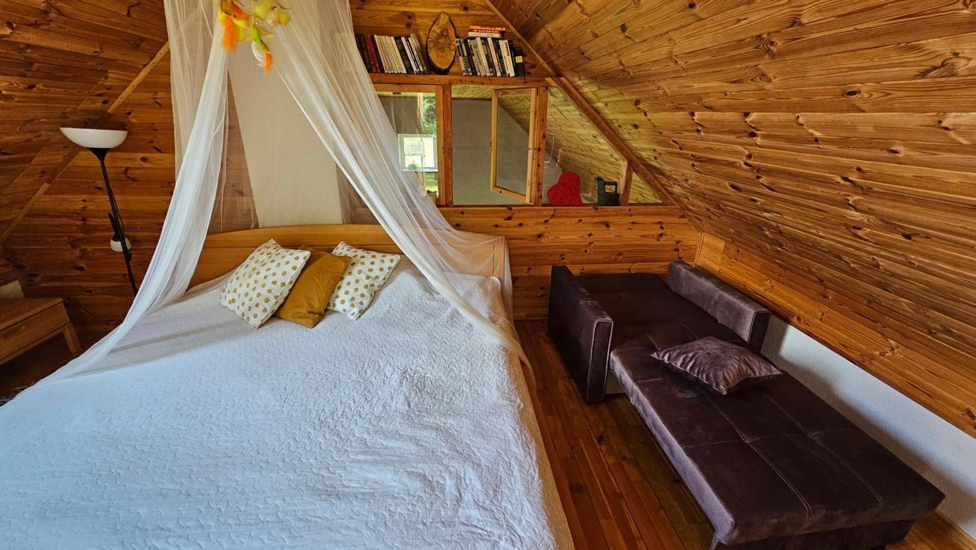 Burzini Villa Kuldīga Rum bild